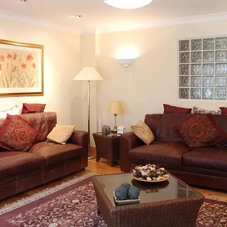 Πανσιόν Riversdale House Only Accommodation, A98kd85 3*